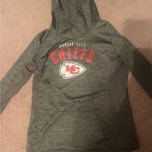 Majestic Kids Kansas City Chiefs Heather Gray Hoodie with Red Logo